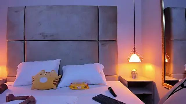 Freechat isabel_sofiaa on StripChat