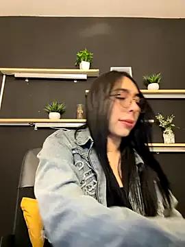 StripChat isabella_jade is Freechat isabella_jade — domi inside my pussy