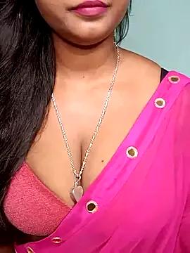 Ishu_Lovee on StripChat