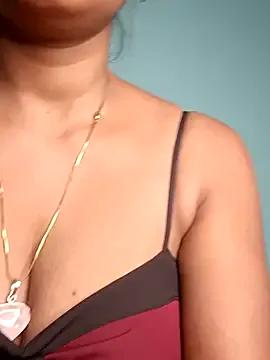 Ishu_Lovee on StripChat