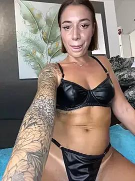 Private italianPassion on StripChat