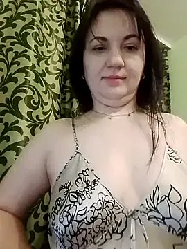 JANICSA — Freechat on StripChat