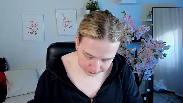 Jes_Solar on StripChat