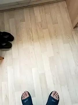 StripChat JOHANNA9MOI02 is Freechat JOHANNA9MOI02 — SQUIRT DANS LA DOUCHE mmm