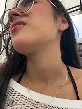 Freechat Juanita-Diaz on StripChat