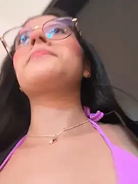 Freechat Juanita-Diaz on StripChat