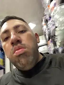 Freechat JuanZapata33 on StripChat