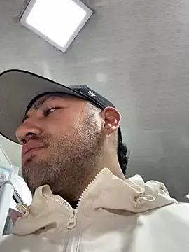 Freechat JuanZapata33 on StripChat