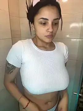 Freechat Julieta92_ on StripChat