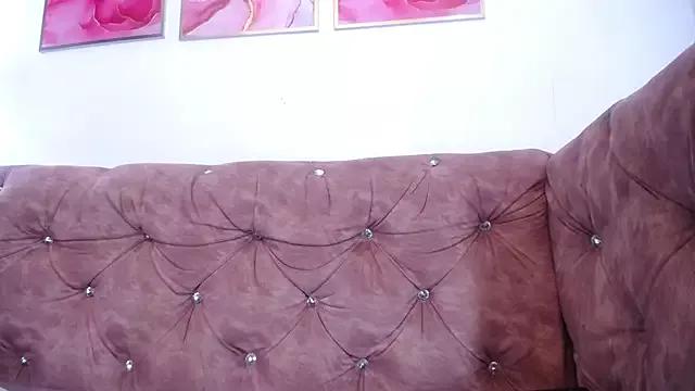 Freechat JulietaMills on StripChat