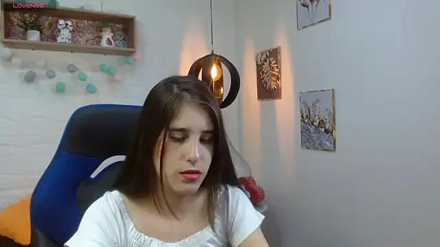 Freechat karlarousex on StripChat