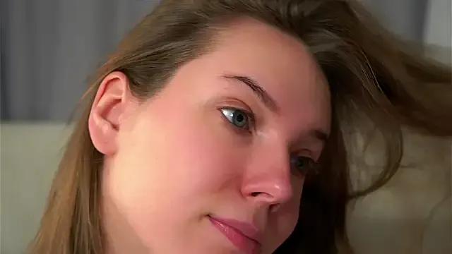 Freechat KarriBrownd on StripChat