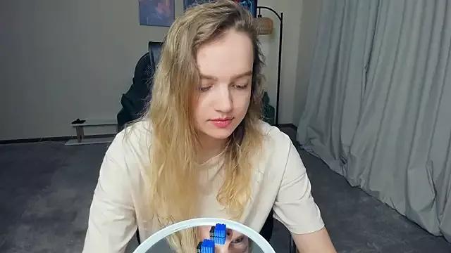 KerenFurguson on StripChat 