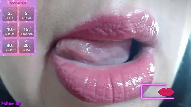 Freechat Kerly_Doll on StripChat