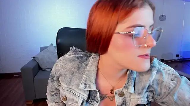 kimbrownn on StripChat