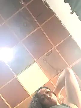 Freechat lacrespa24 on StripChat