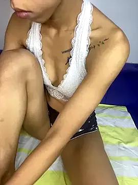 Freechat Layla_ly on StripChat