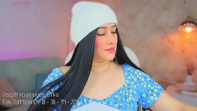 Leaa_Cox — Spit on this big dick