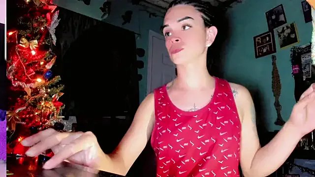 lesly_xx on StripChat