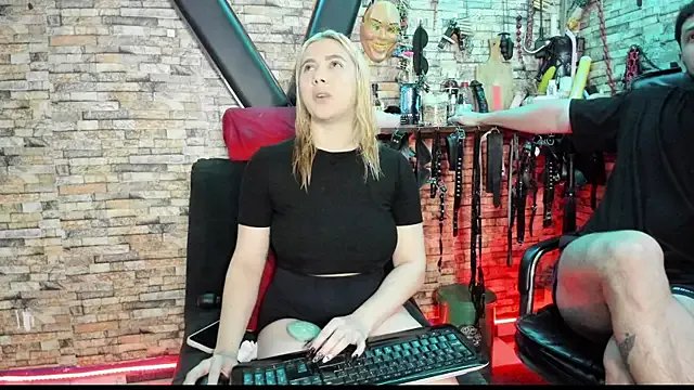 Liltildeman_moon on StripChat