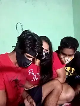 LoveOnStream on StripChat