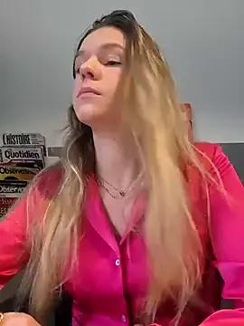 lucie_mehott's avatar