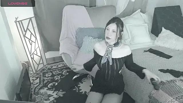 Private magali_19 on StripChat