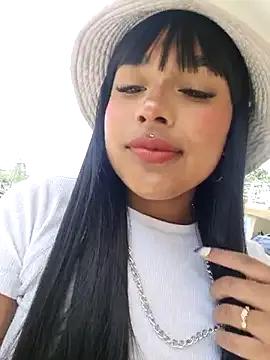 Freechat Mariangel_11 on StripChat