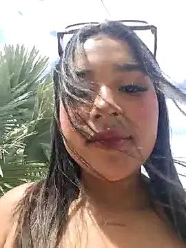 Freechat Mariangel_11 on StripChat