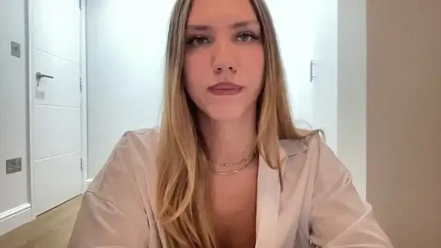 mariareevx on StripChat
