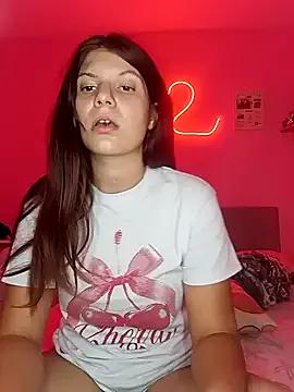 Freechat MeCherryy on StripChat