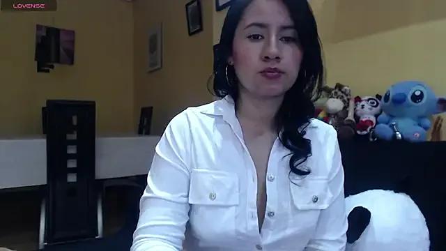 StripChat Megan_hotwife is Freechat Megan_hotwife — make me