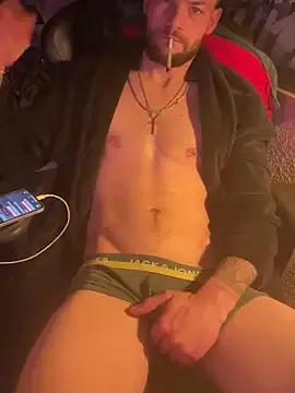 Mexxwell69 on StripChat 