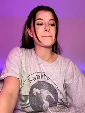 Mia-Minou on StripChat