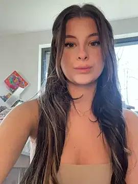 Mia-Minou on StripChat