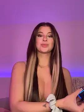 Mia-Minou on StripChat