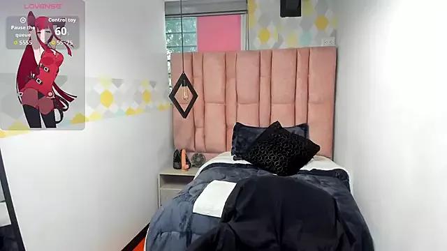 Freechat Mia_Holly__ on StripChat