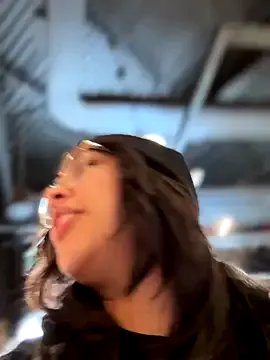 miacanela_xo on StripChat