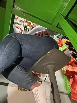 StripChat Miia_Jazmin is Freechat Miia_Jazmin — Flash show, of my wet pussy