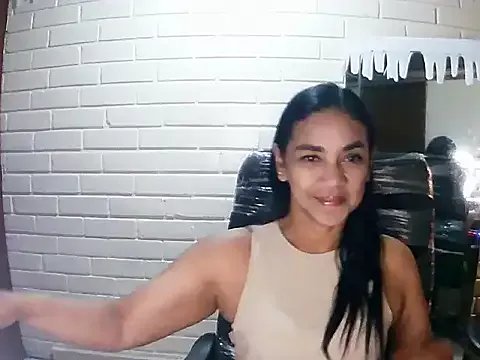 MiiaVelasquez on StripChat