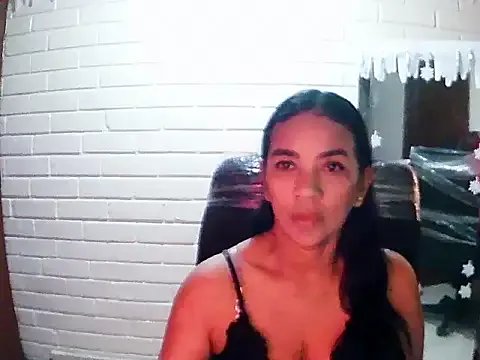 MiiaVelasquez on StripChat