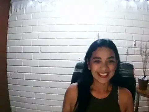 MiiaVelasquez on StripChat