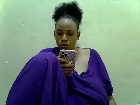 Freechat milky_mom on StripChat