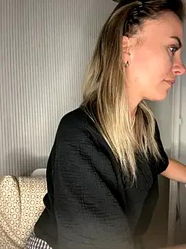 Freechat Milla__one on StripChat