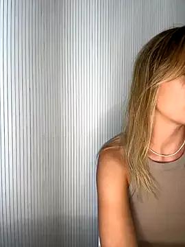 Freechat Milla__one on StripChat