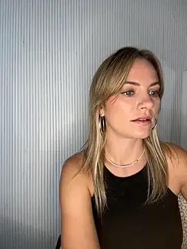 Freechat Milla__one on StripChat