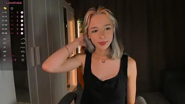 Freechat MiSeki on StripChat