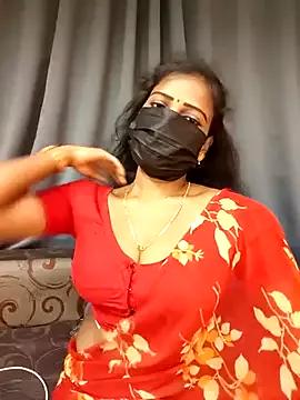 Misss-julli on StripChat 