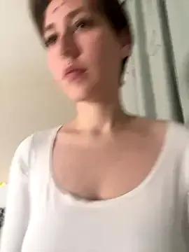 Molli_Luv on StripChat 