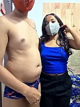 MOM-SUN-COUPLE on StripChat 